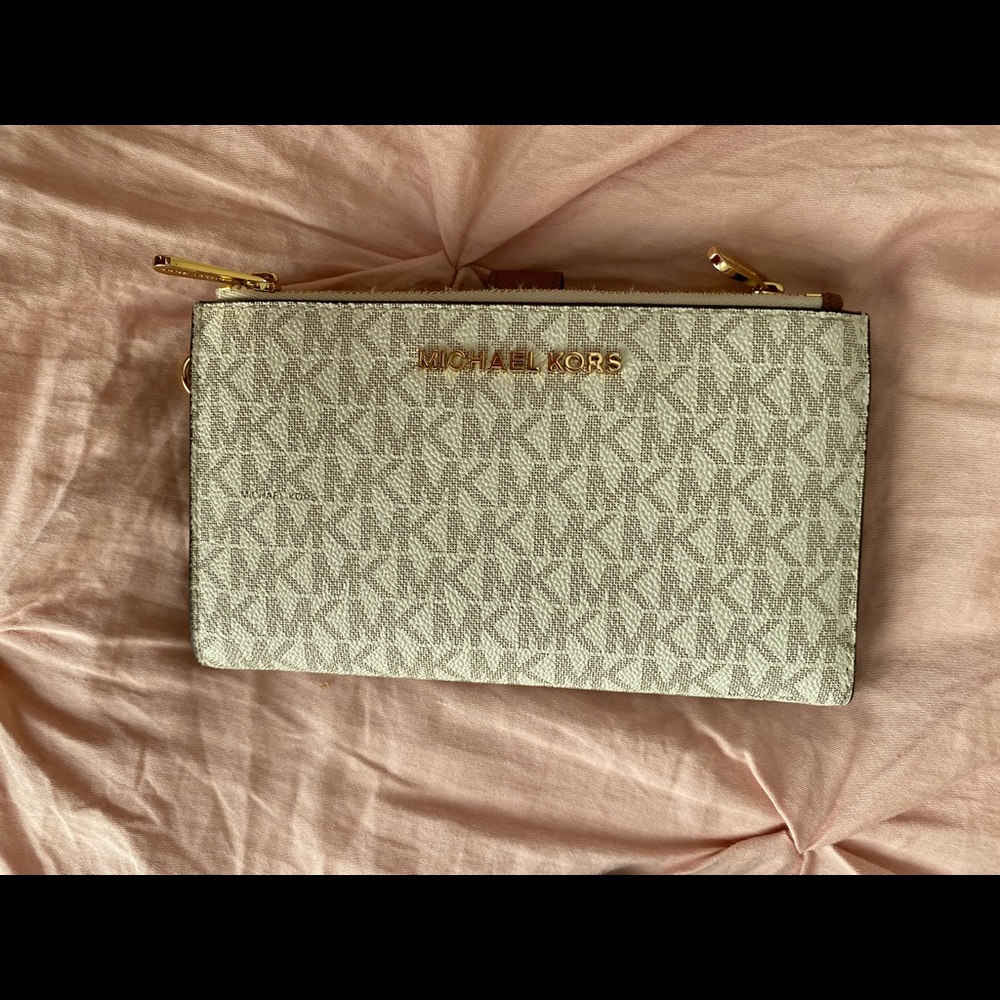 Michael Kors wallet